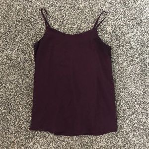 Maroon flowey tank top